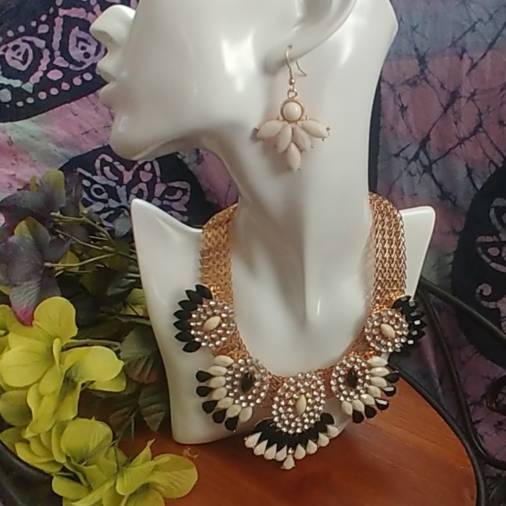 Stunning Statement Gold Rhinestone Necklace Set